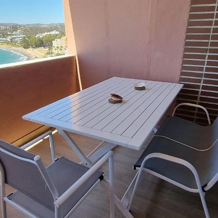 Apartamento Playa Del Cristo Естепона Екстериор снимка