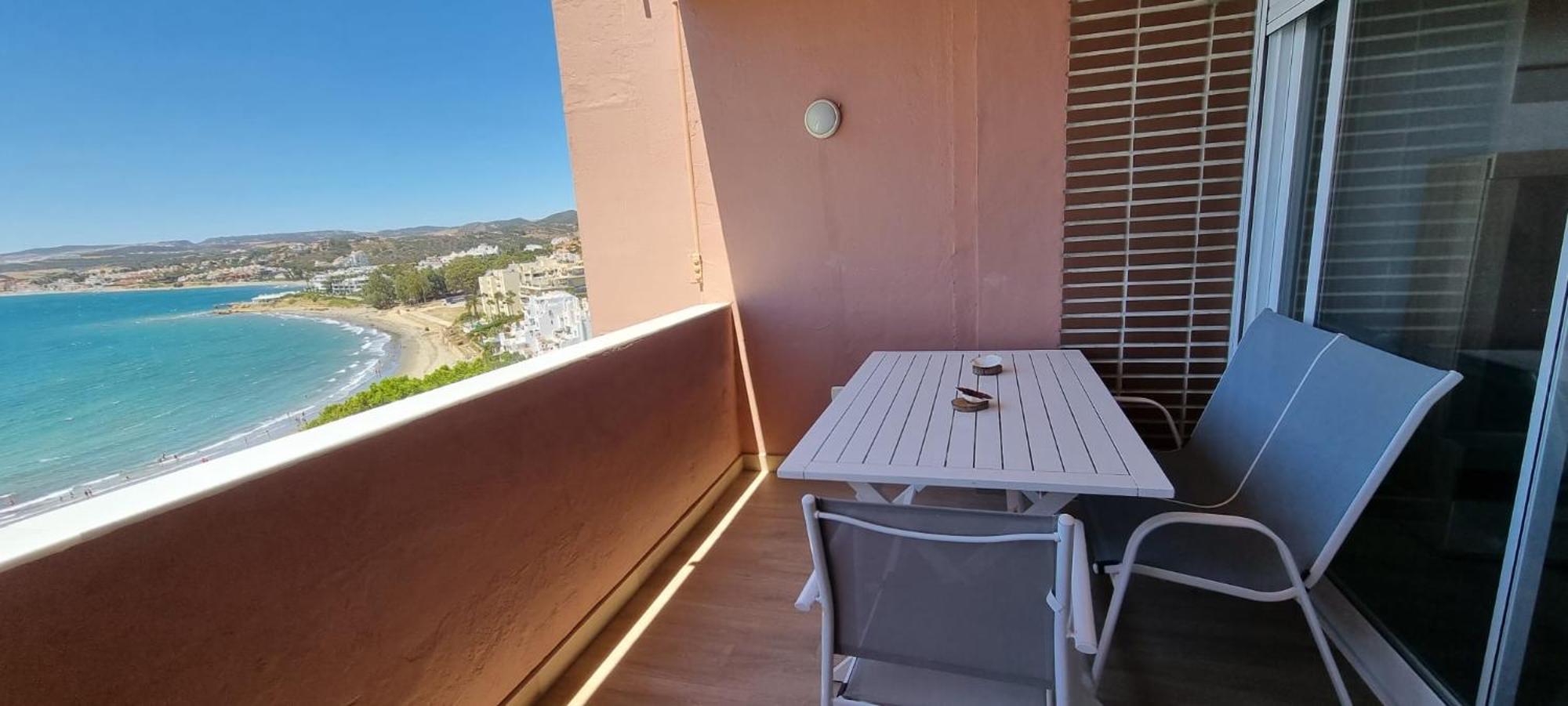 Apartamento Playa Del Cristo Естепона Екстериор снимка