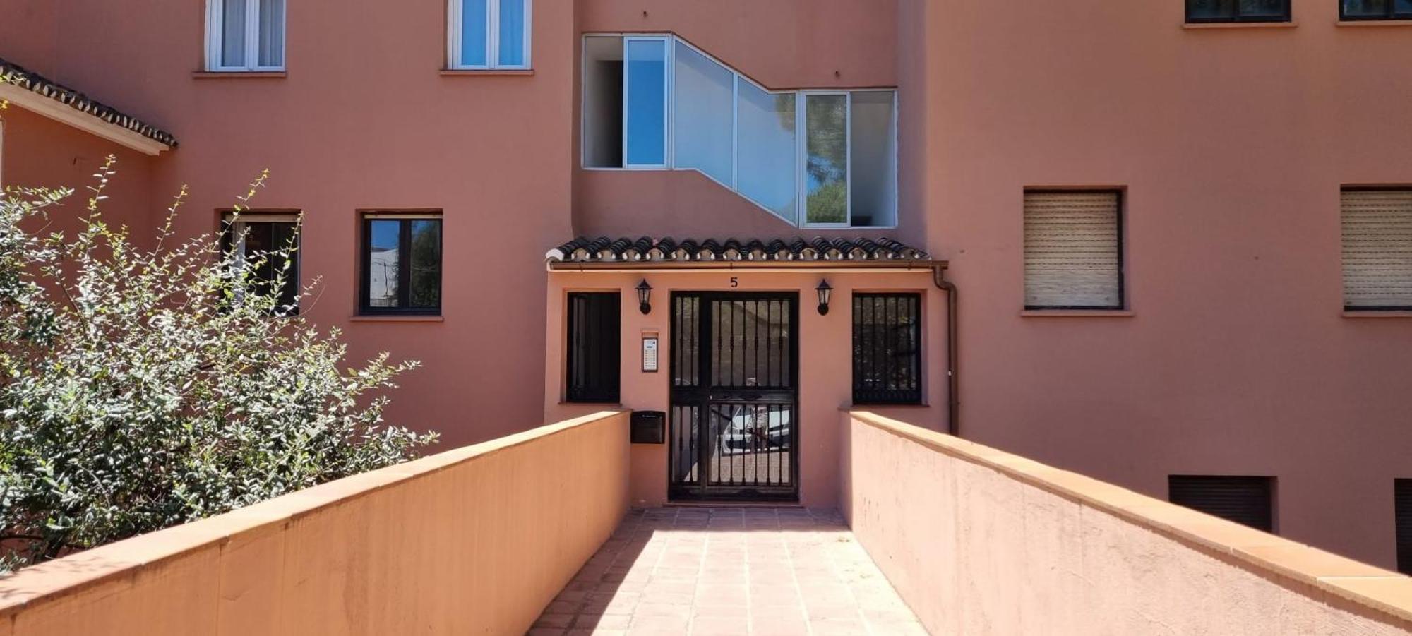 Apartamento Playa Del Cristo Естепона Екстериор снимка