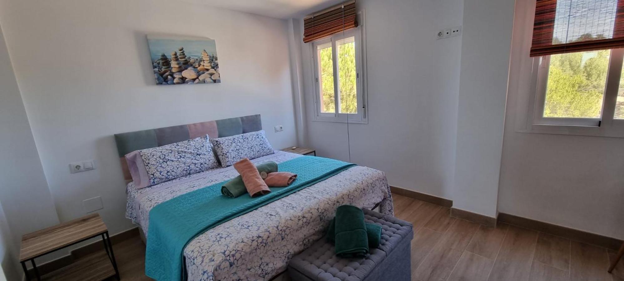Apartamento Playa Del Cristo Естепона Екстериор снимка